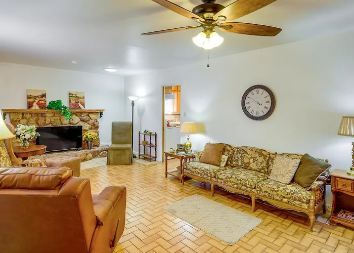1/2 Mi To Light Rail: Midtown Phx W/ Patio