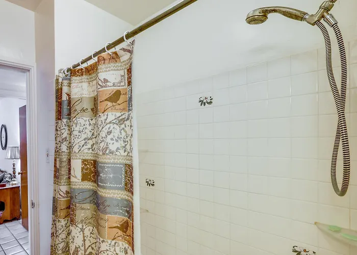 Holiday home 1/2 Mi To Light Rail: Midtown Phx W/ Patio