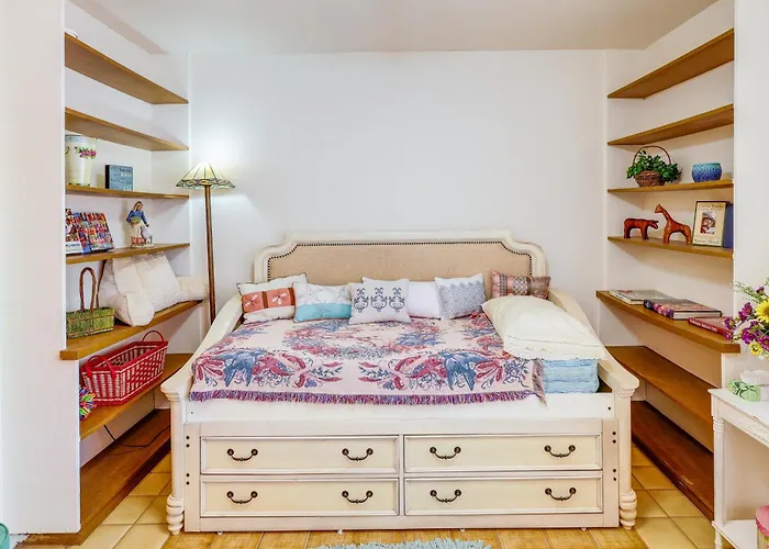 1/2 Mi To Light Rail: Midtown Phx W/ Patio *